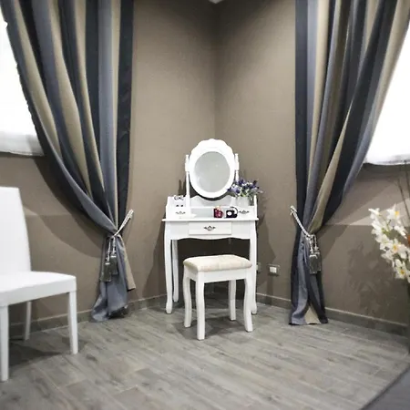 Costantino Secondo Guest House-2